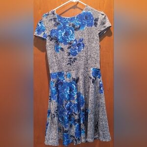 BETSEY JOHNSON Midi Dress Womens Size 8 Floral Gray Blue EUC